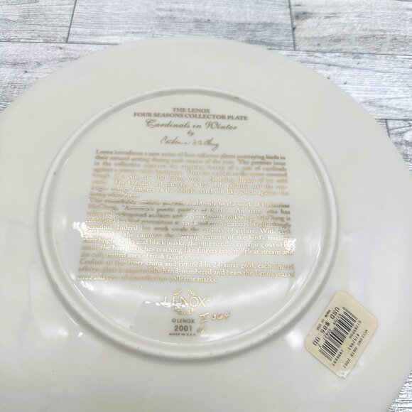 Lenox 2001 Four Seasons Cardinals in Winter Collector Plate by Catherine McClung - Picture 4 of 5
